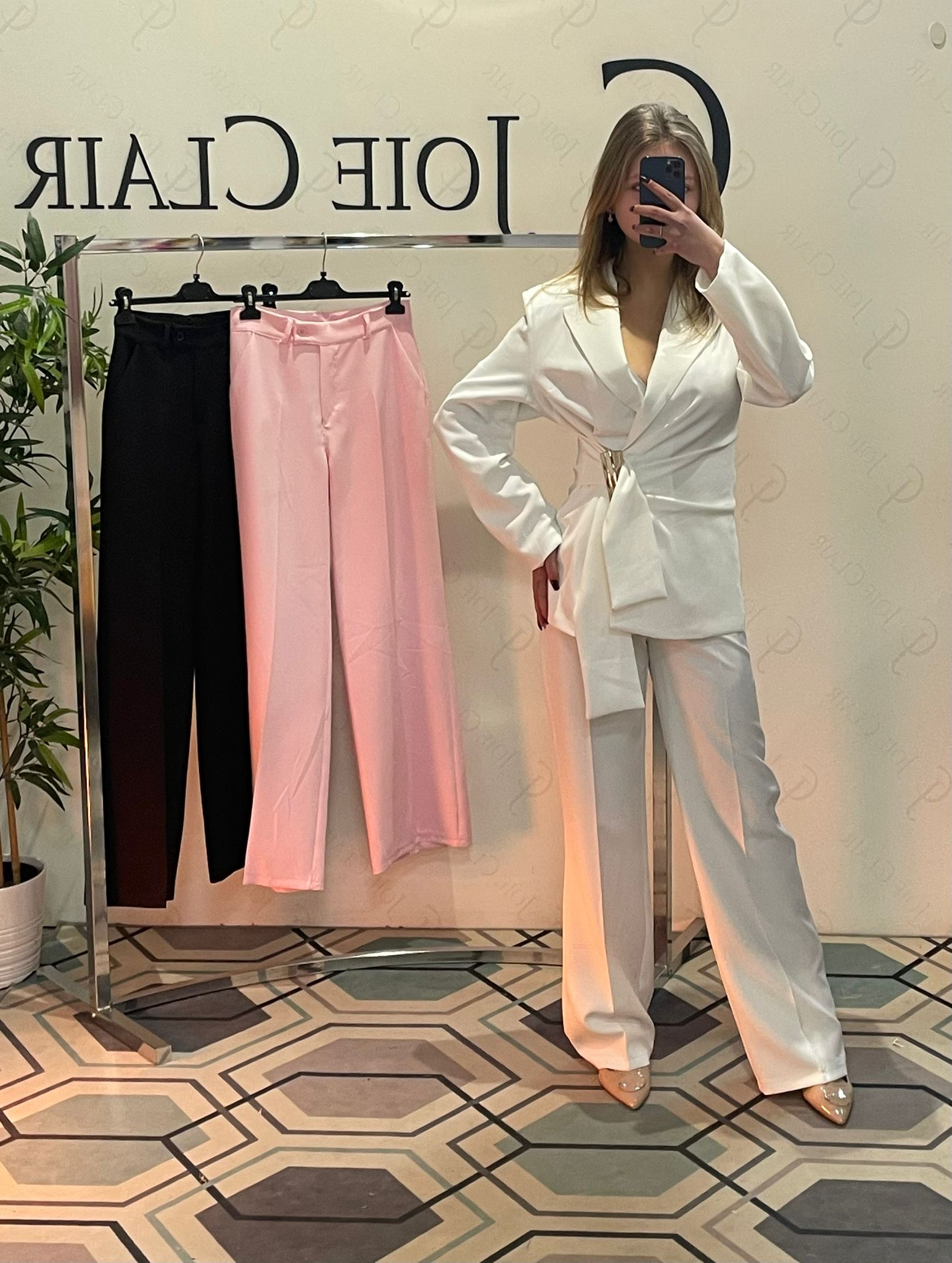 Фото Joie Clair (J-Clair)