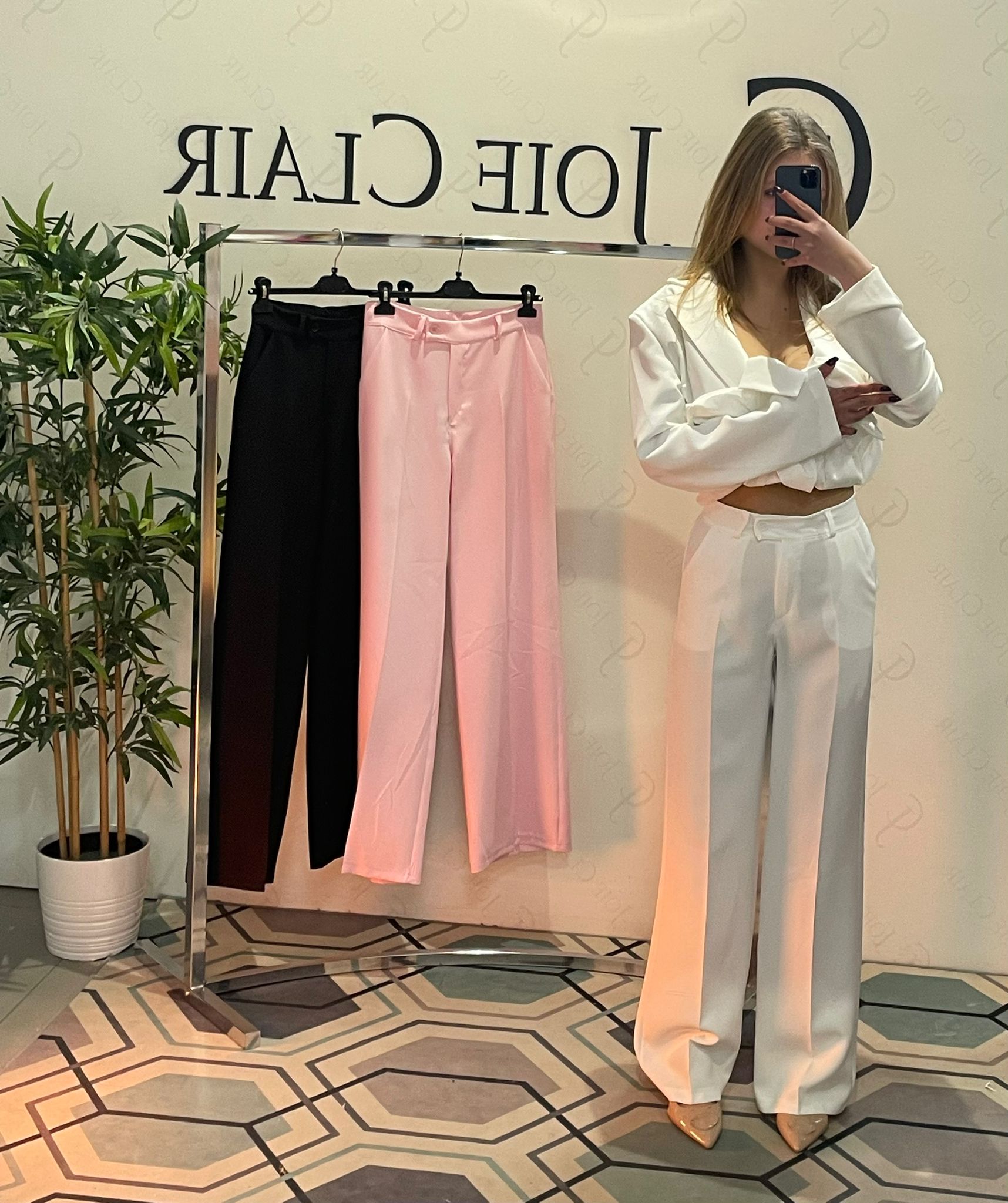 Фото Joie Clair (J-Clair)