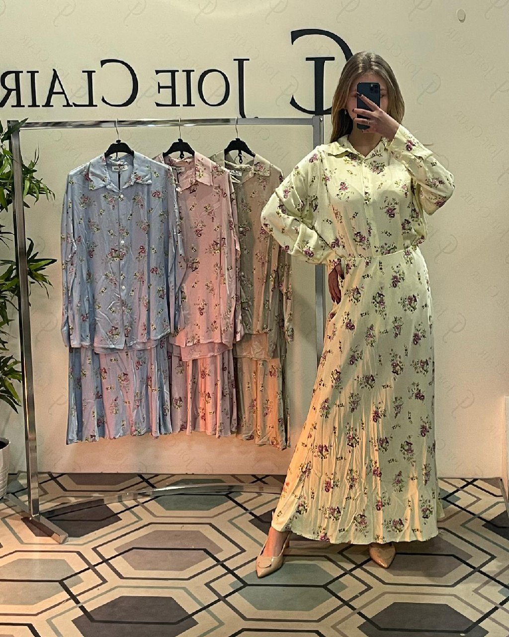 Фото Joie Clair (J-Clair)