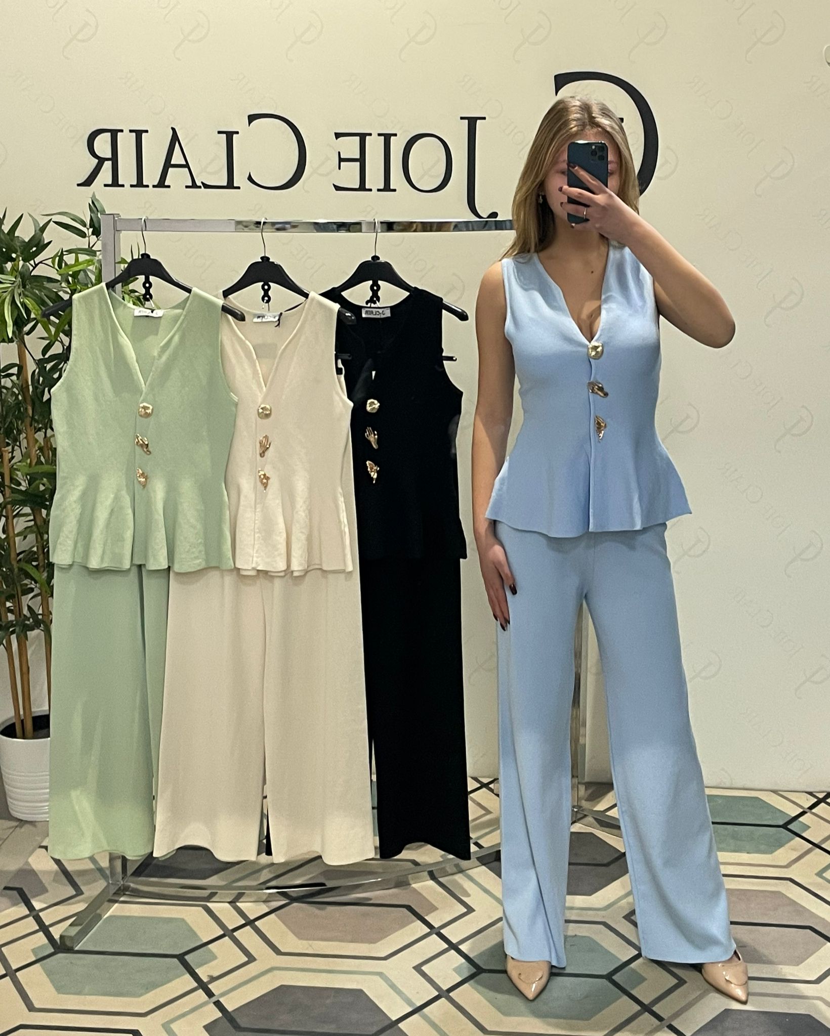 Фото Joie Clair (J-Clair)