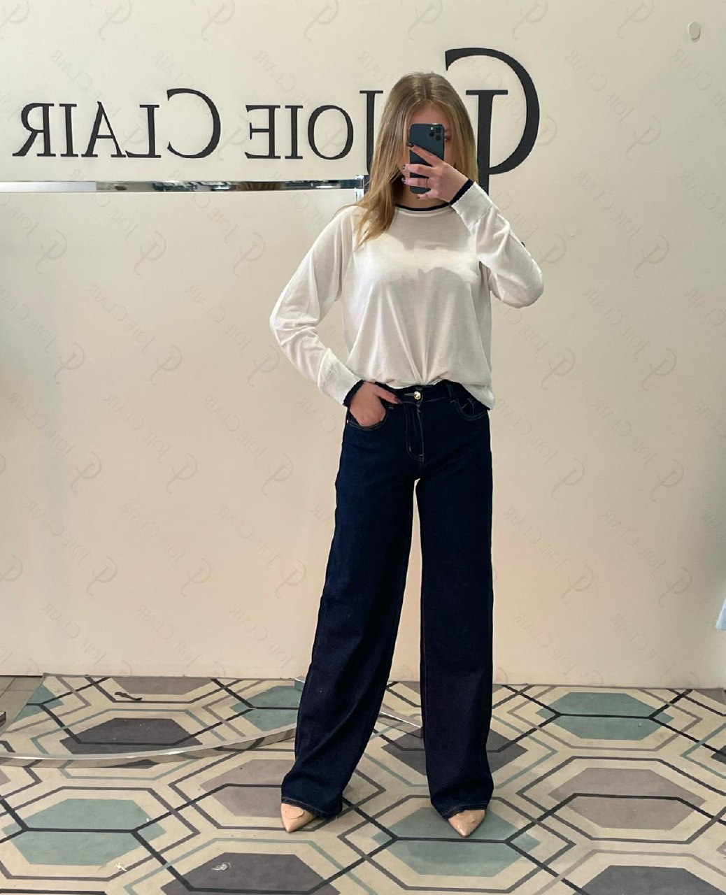 Фото Joie Clair (J-Clair)