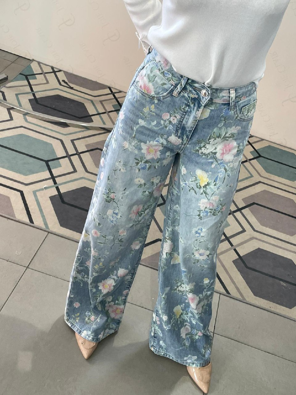 Фото Joie Clair (J-Clair)