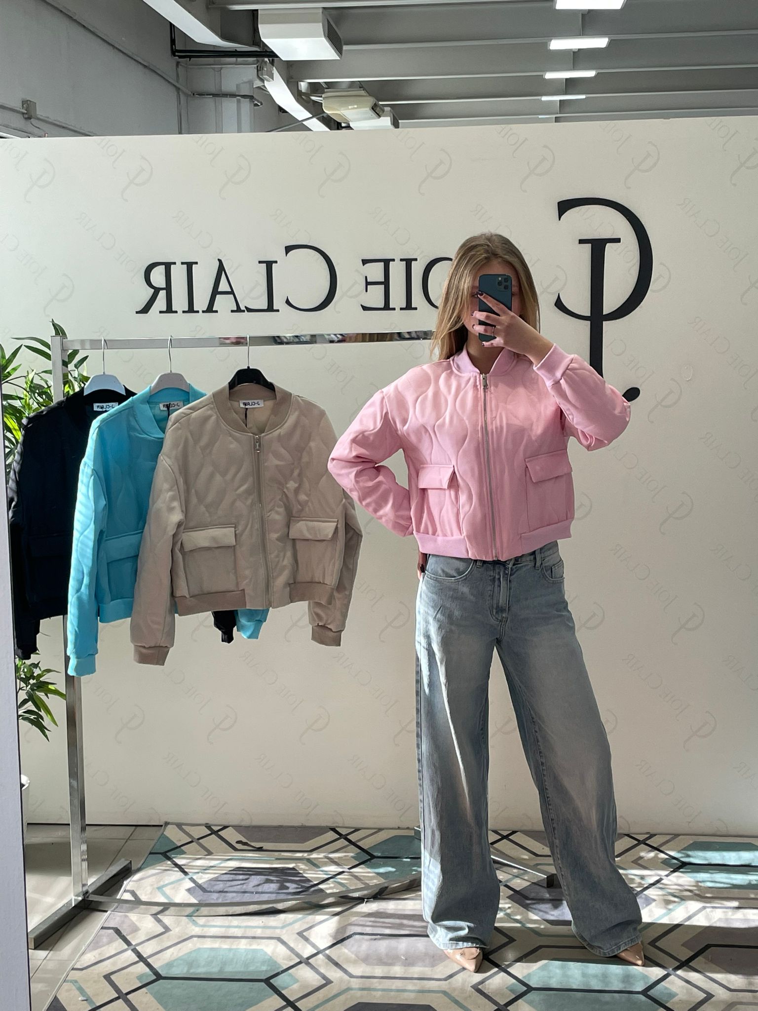 Фото Joie Clair (J-Clair)