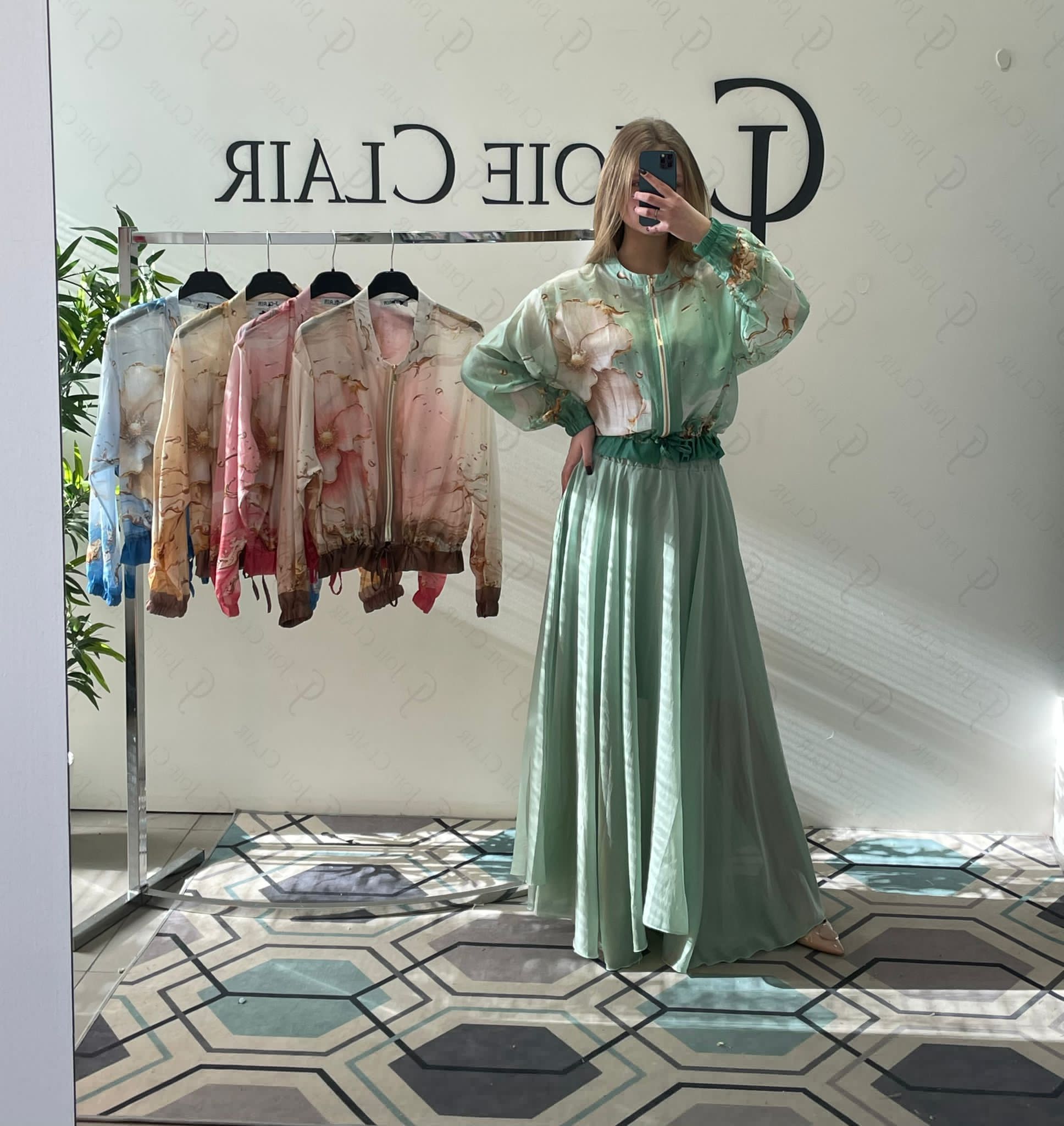 Фото Joie Clair (J-Clair)