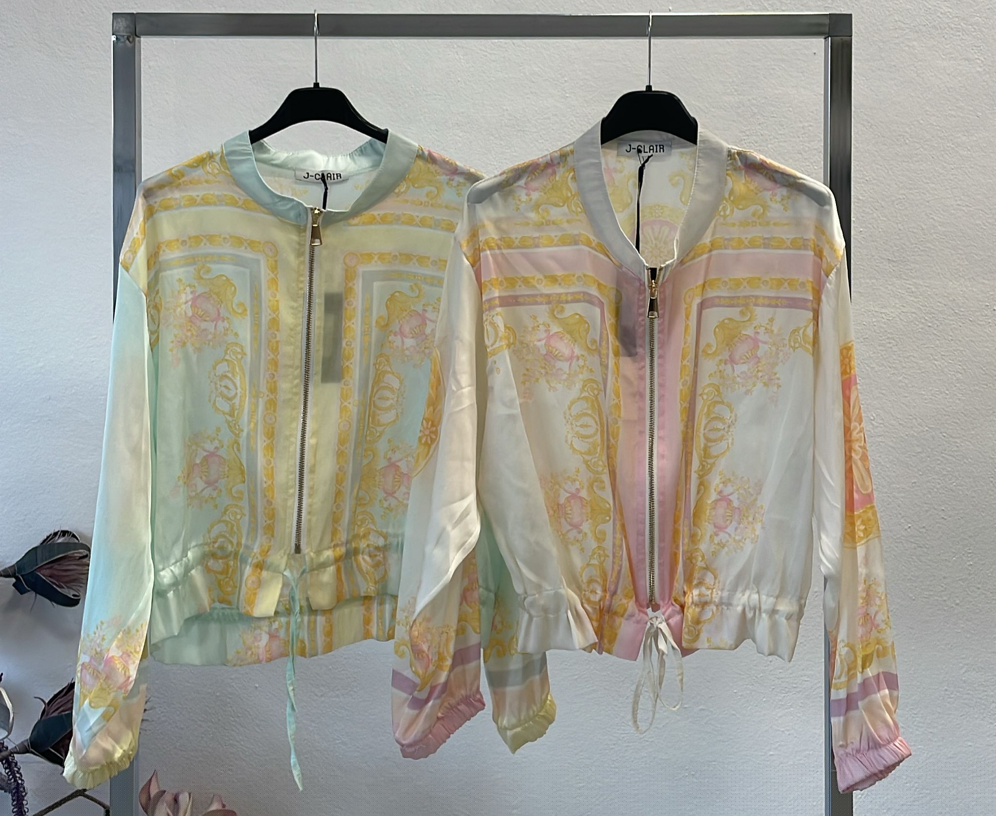 Фото Joie Clair (J-Clair)