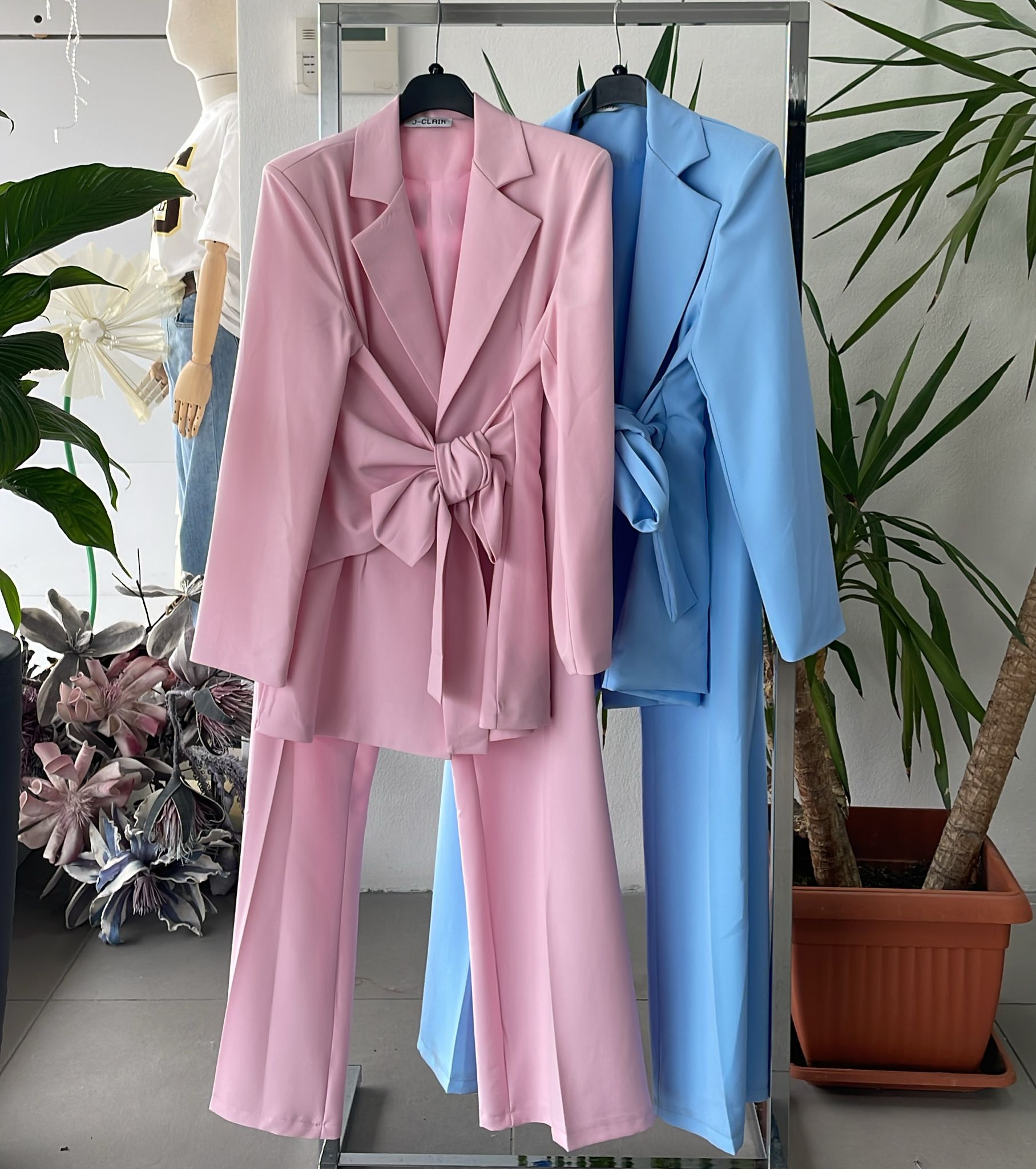 Фото Joie Clair (J-Clair)