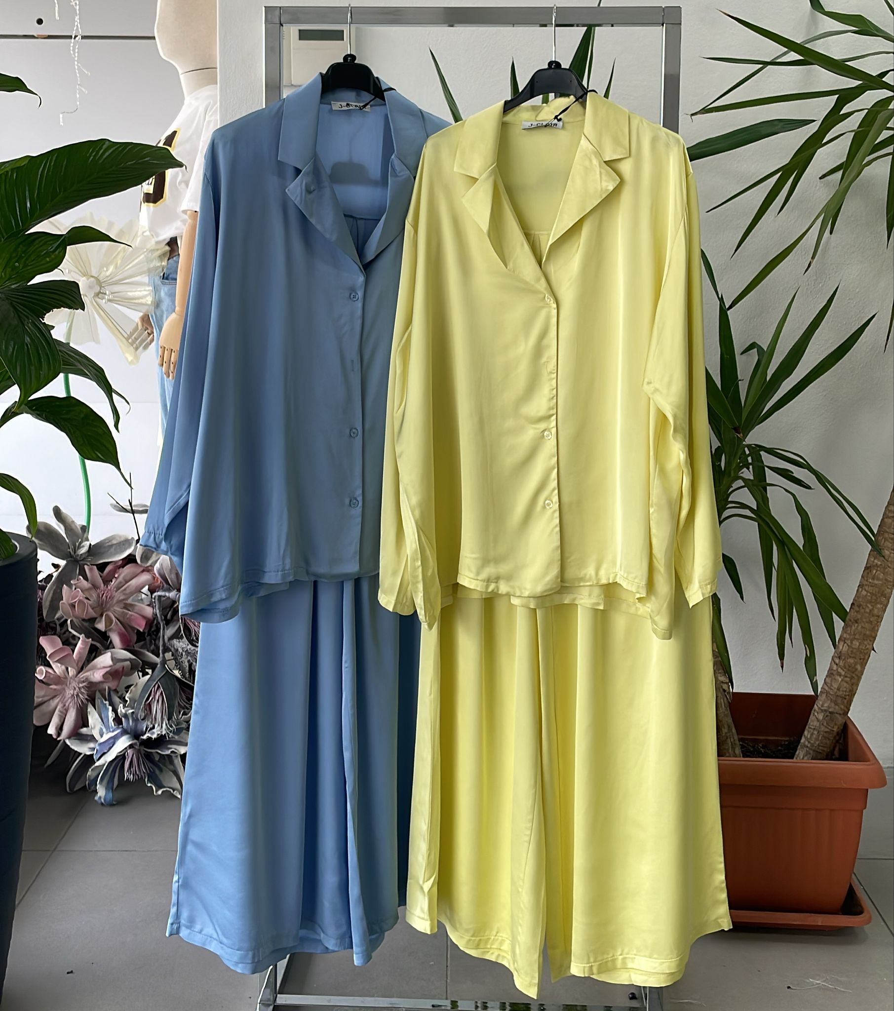 Фото Joie Clair (J-Clair)