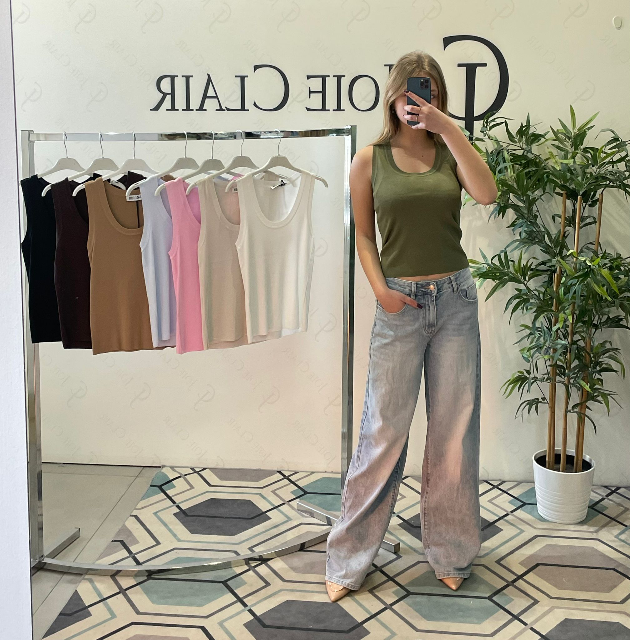 Фото Joie Clair (J-Clair)