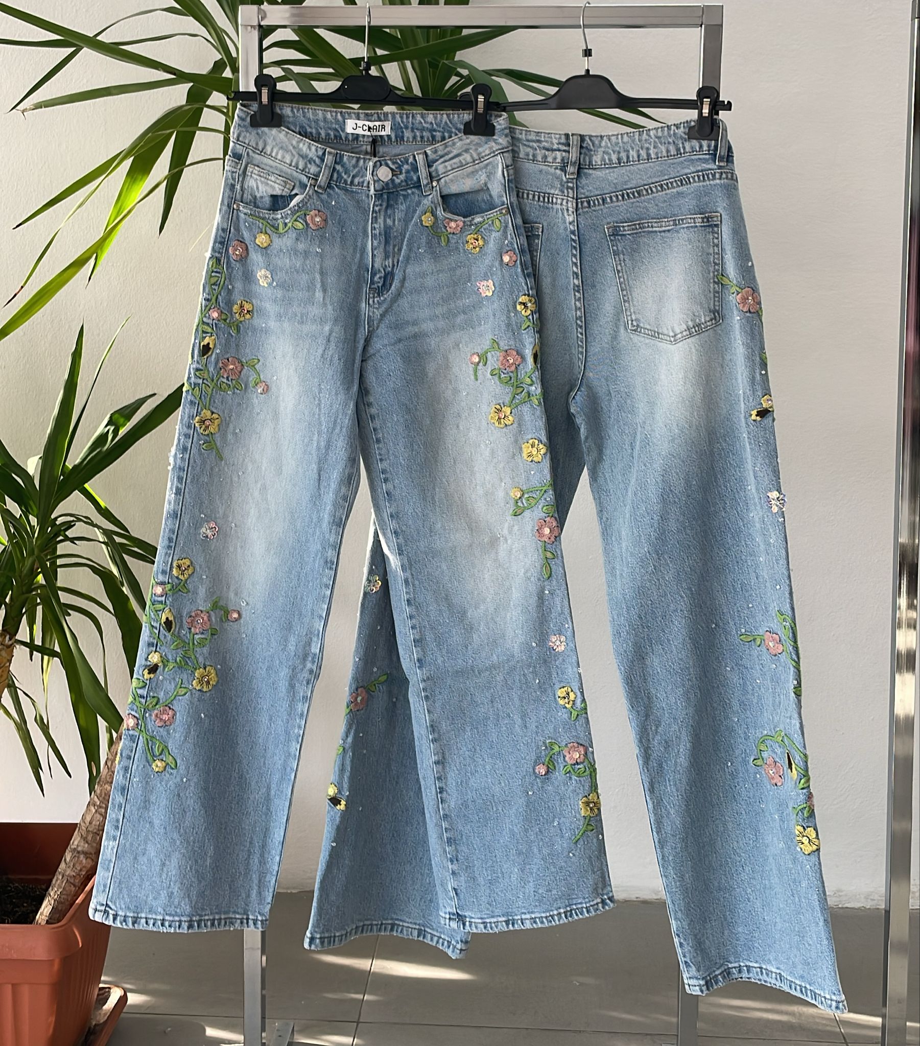 Фото Joie Clair (J-Clair)