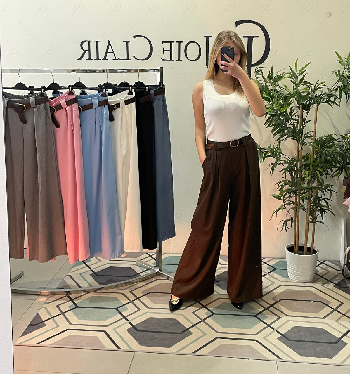 Фото Joie Clair (J-Clair)