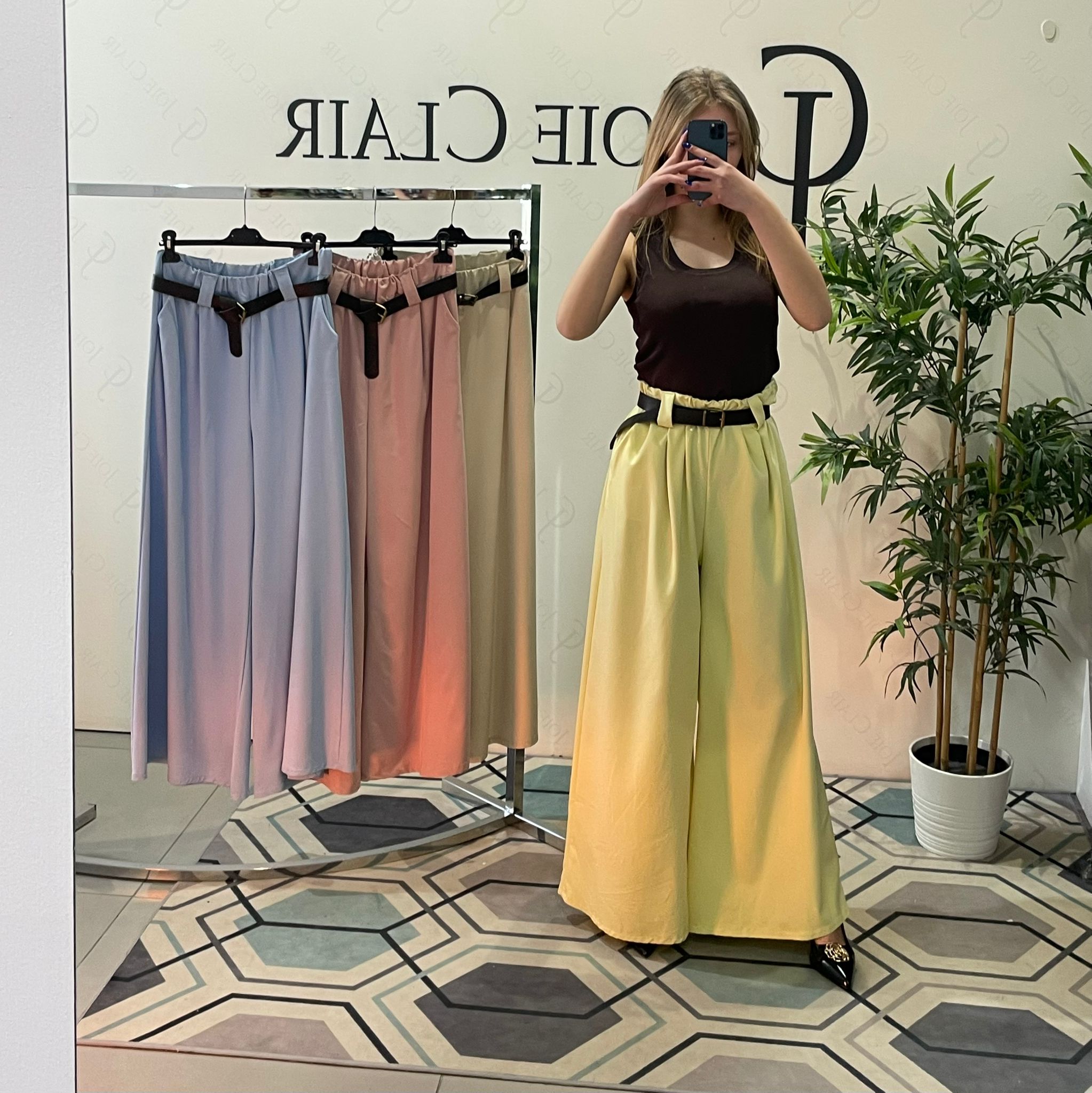 Фото Joie Clair (J-Clair)