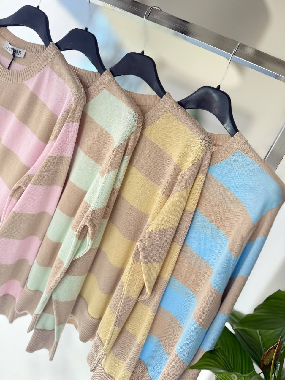 Фото Joie Clair (J-Clair)