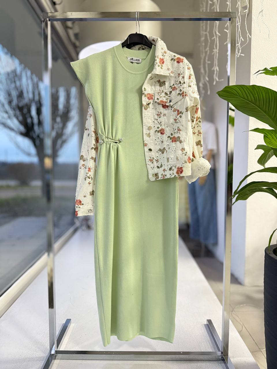 Фото Joie Clair (J-Clair)