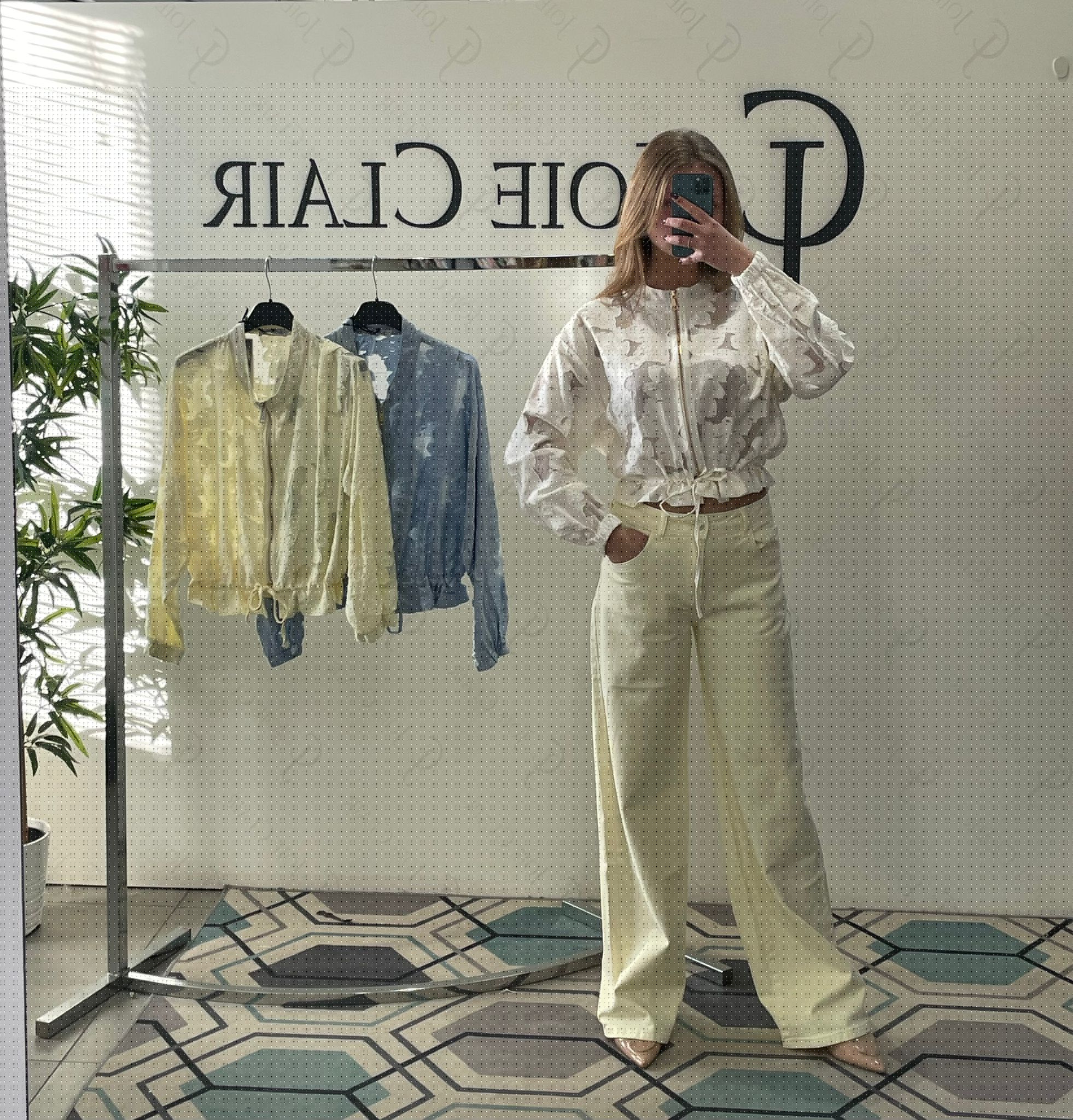 Фото Joie Clair (J-Clair)