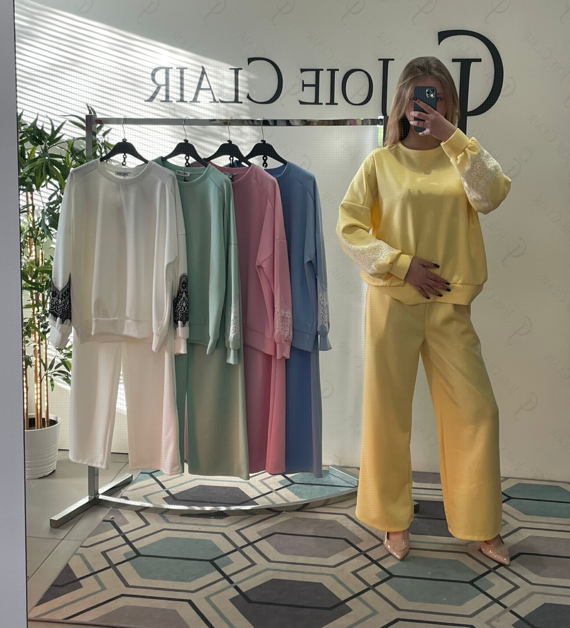 Фото Joie Clair (J-Clair)