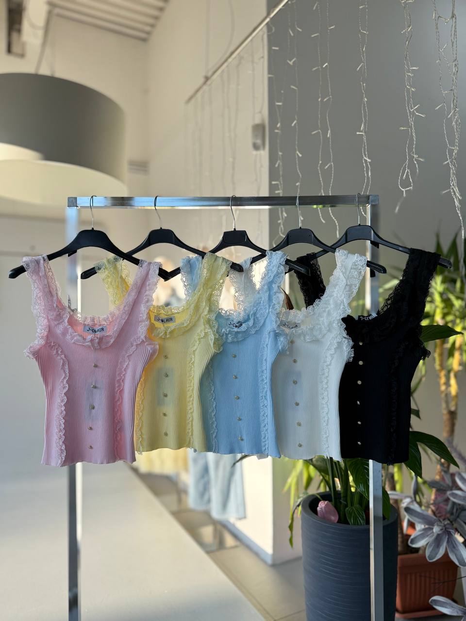 Фото Joie Clair (J-Clair)