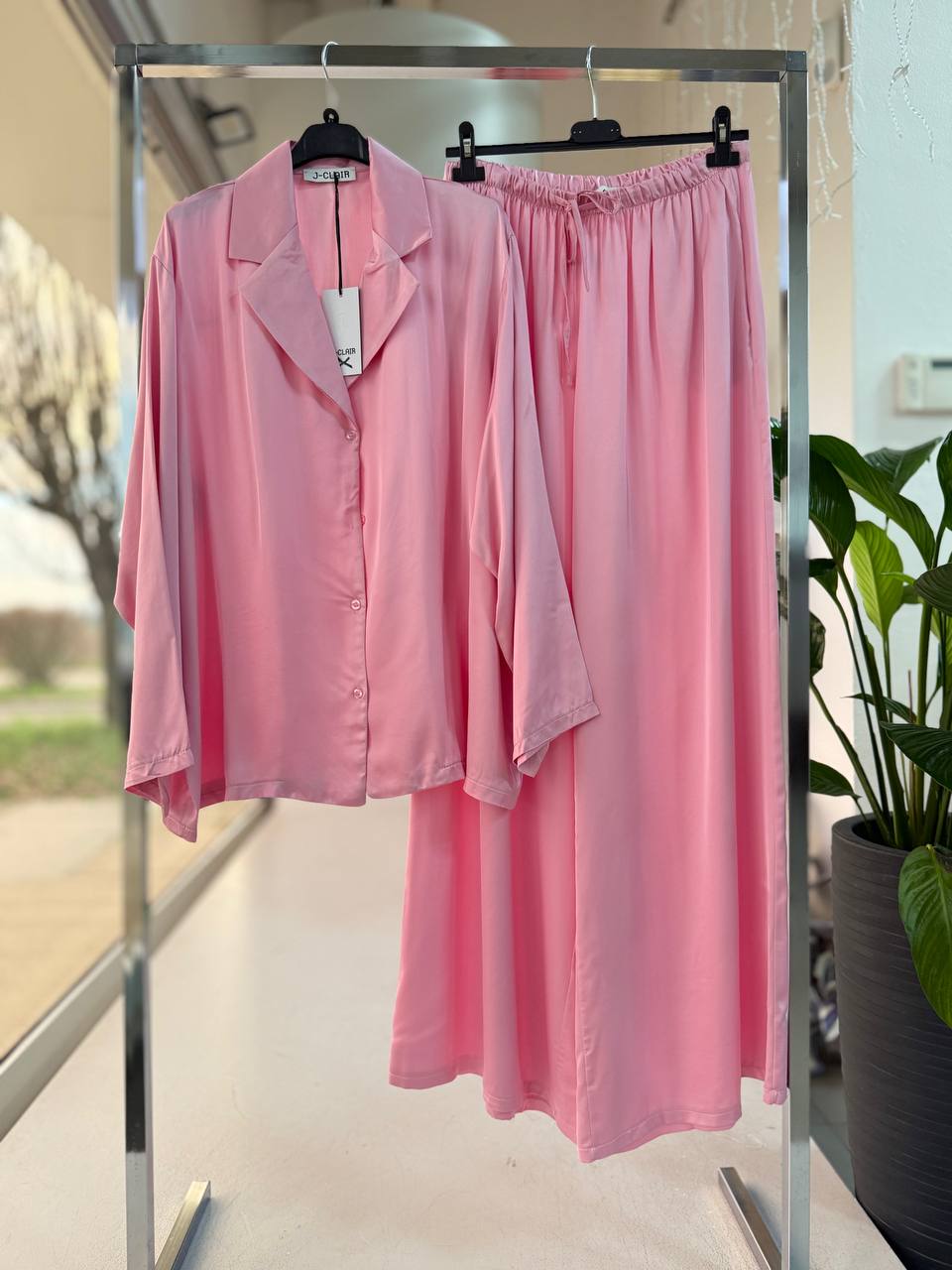 Фото Joie Clair (J-Clair)