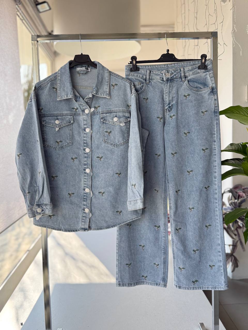 Фото Joie Clair (J-Clair)