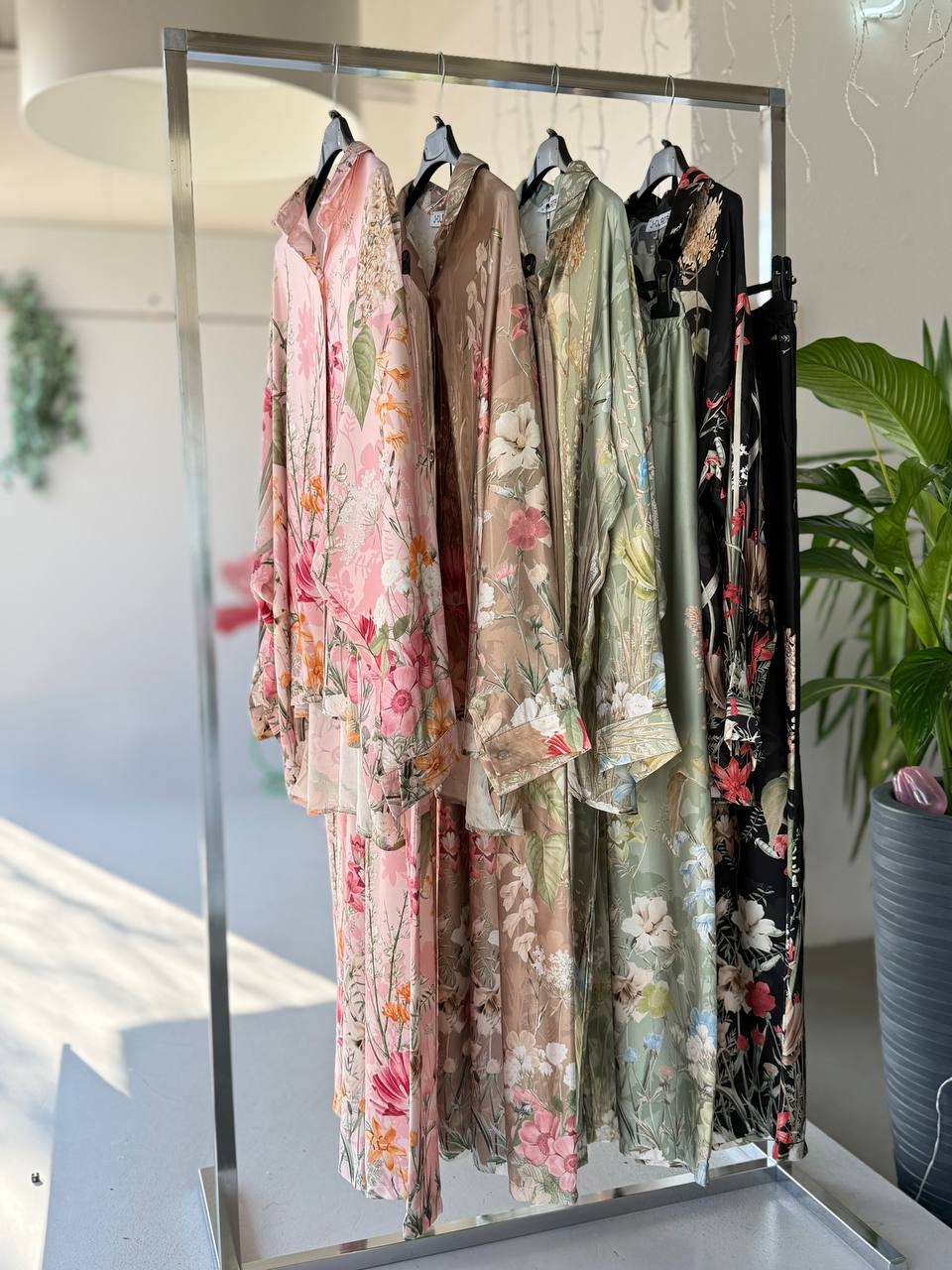 Фото Joie Clair (J-Clair)