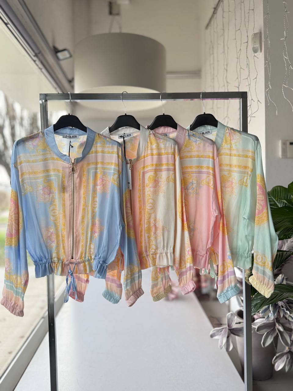 Фото Joie Clair (J-Clair)