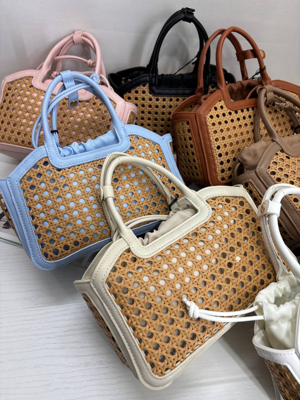 Фото Leather Country