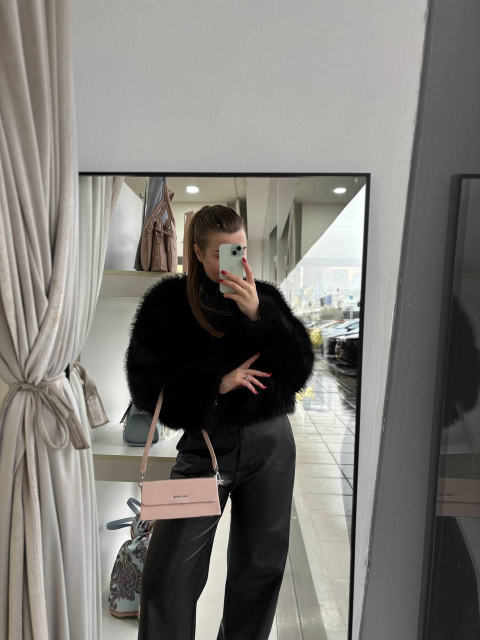 Фото Leather Country