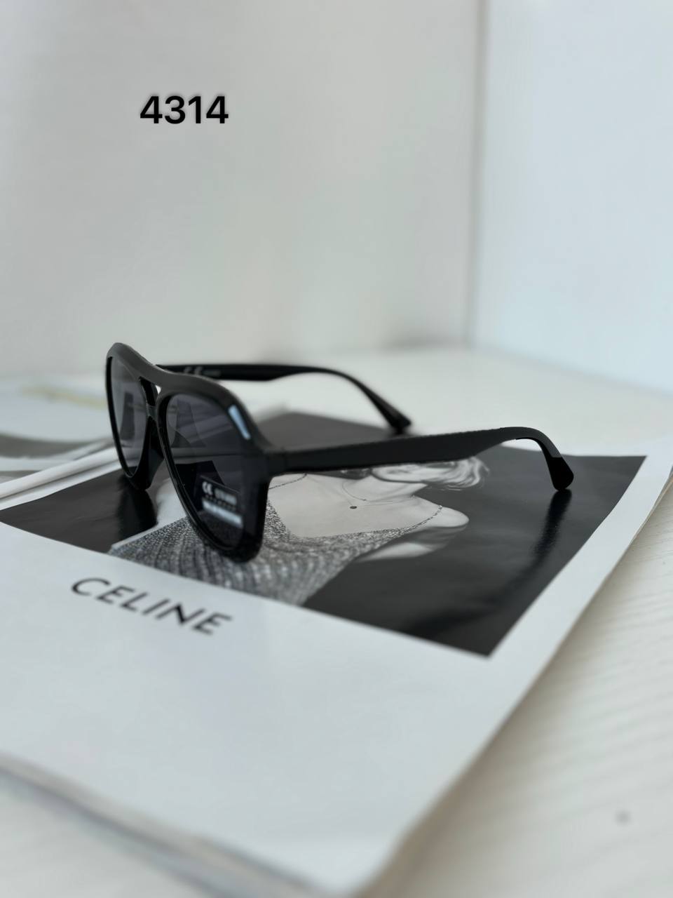 Фото Leather Country