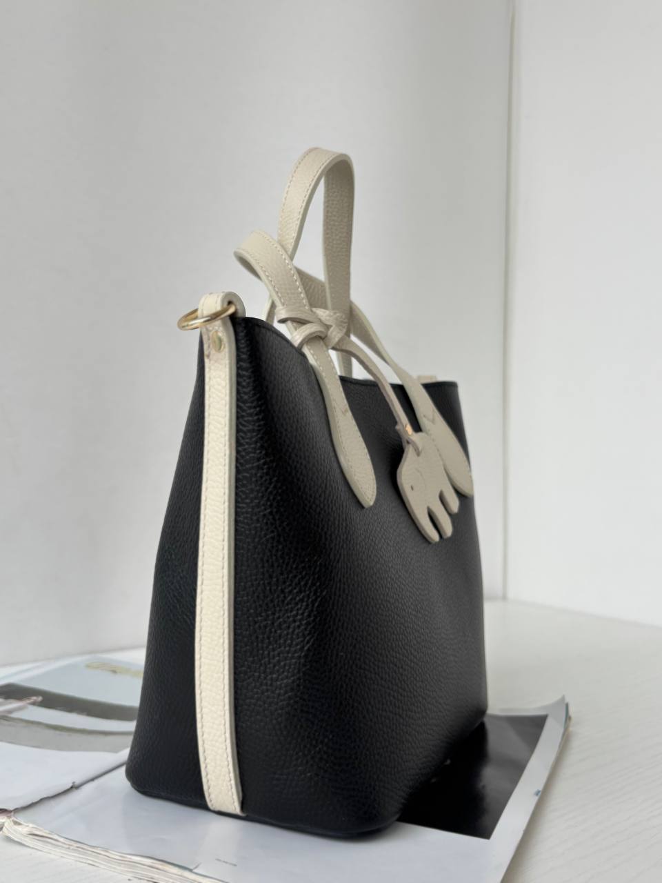 Фото Leather Country