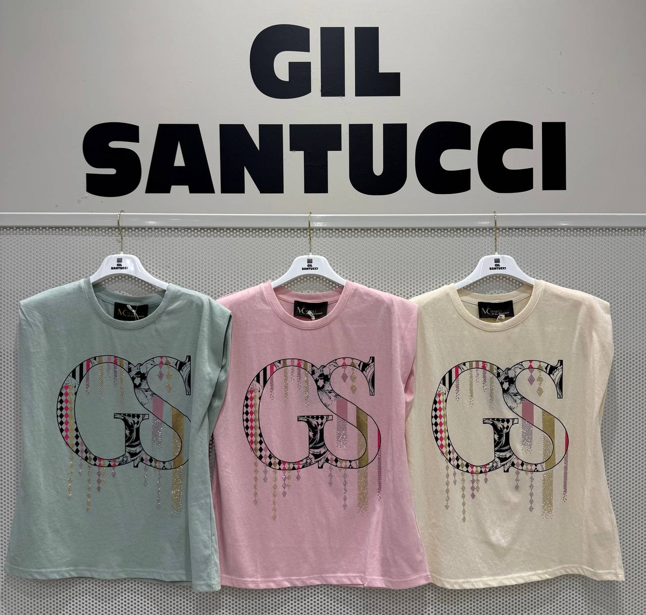 Фото Gil Santucci