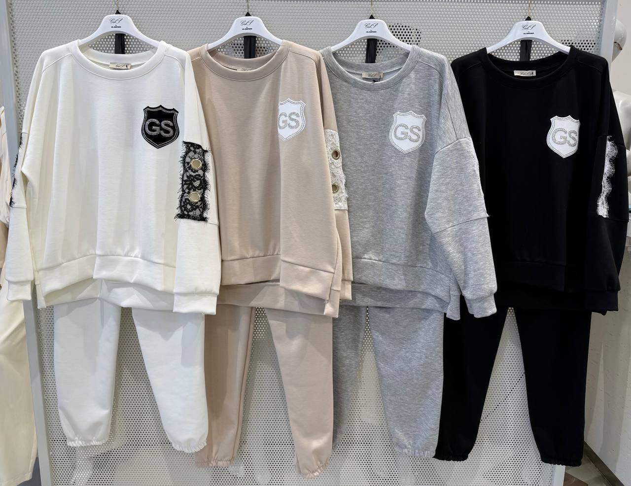 Фото Gil Santucci