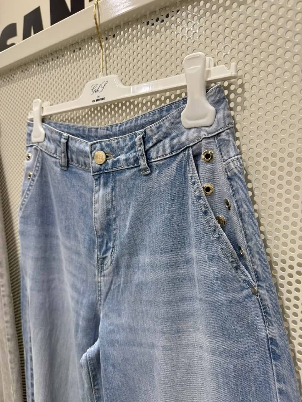 Фото Gil Santucci