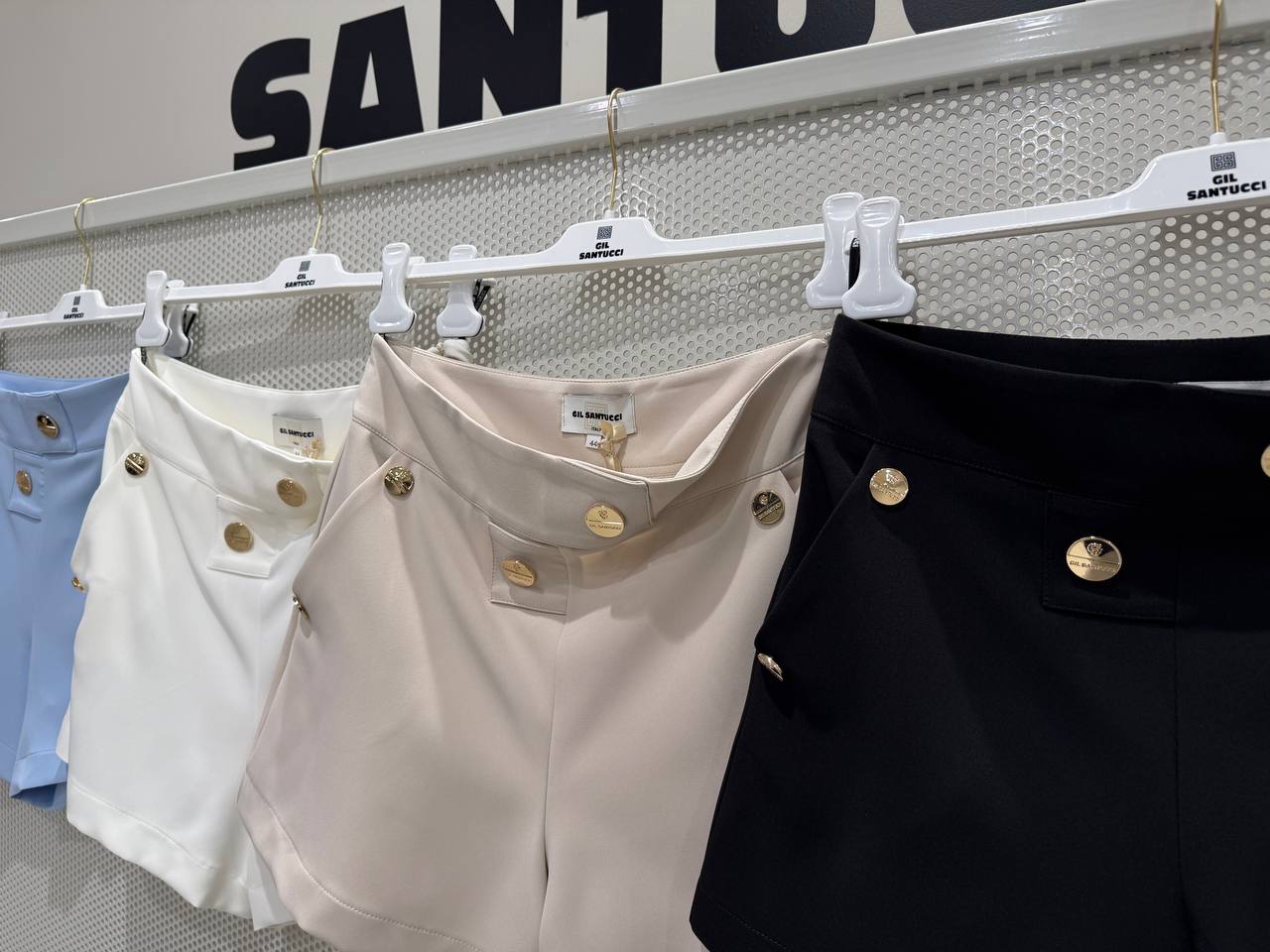 Фото Gil Santucci