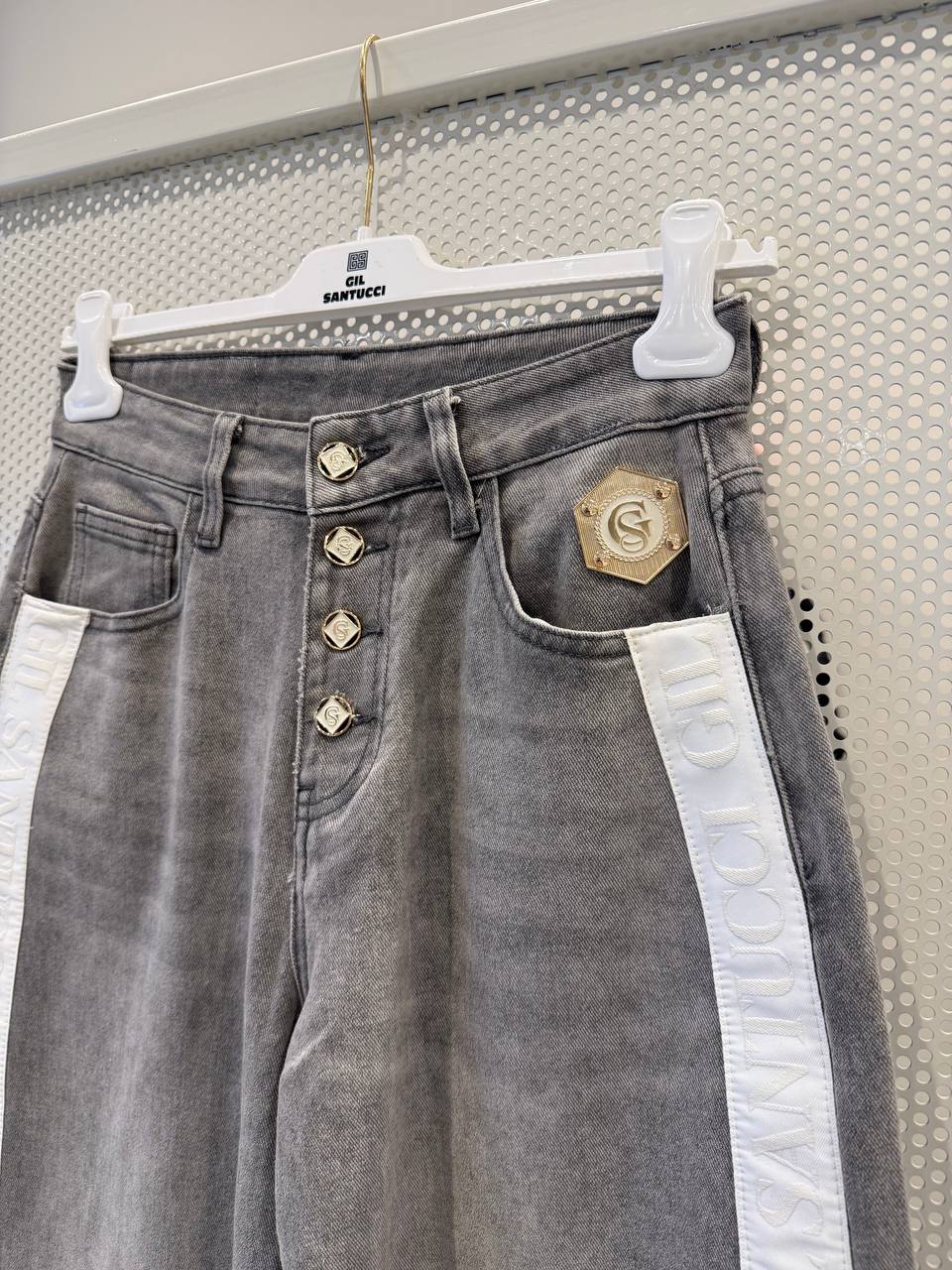 Фото Gil Santucci