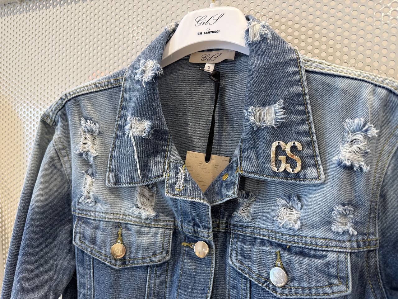 Фото Gil Santucci