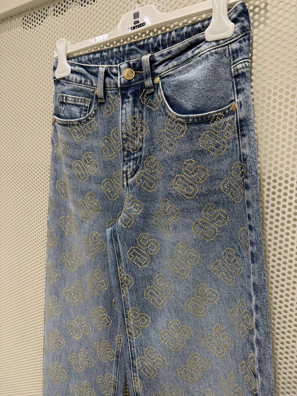 Фото Gil Santucci