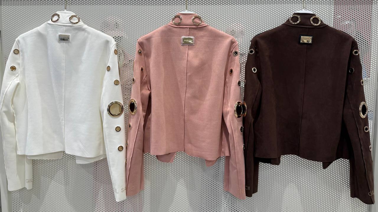 Фото Gil Santucci