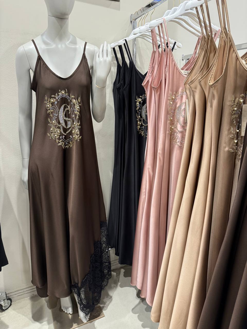 Итальянская одежда, бренд Gil Santucci, арт. 74137333