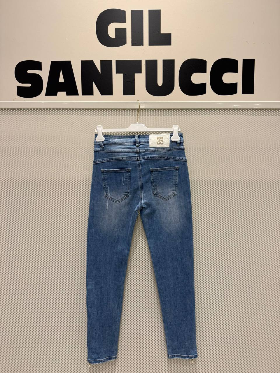 Фото Gil Santucci