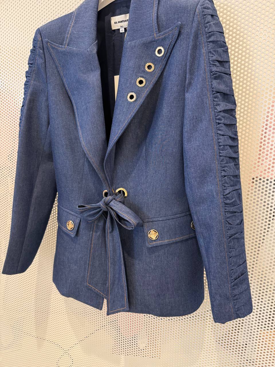 Фото Gil Santucci