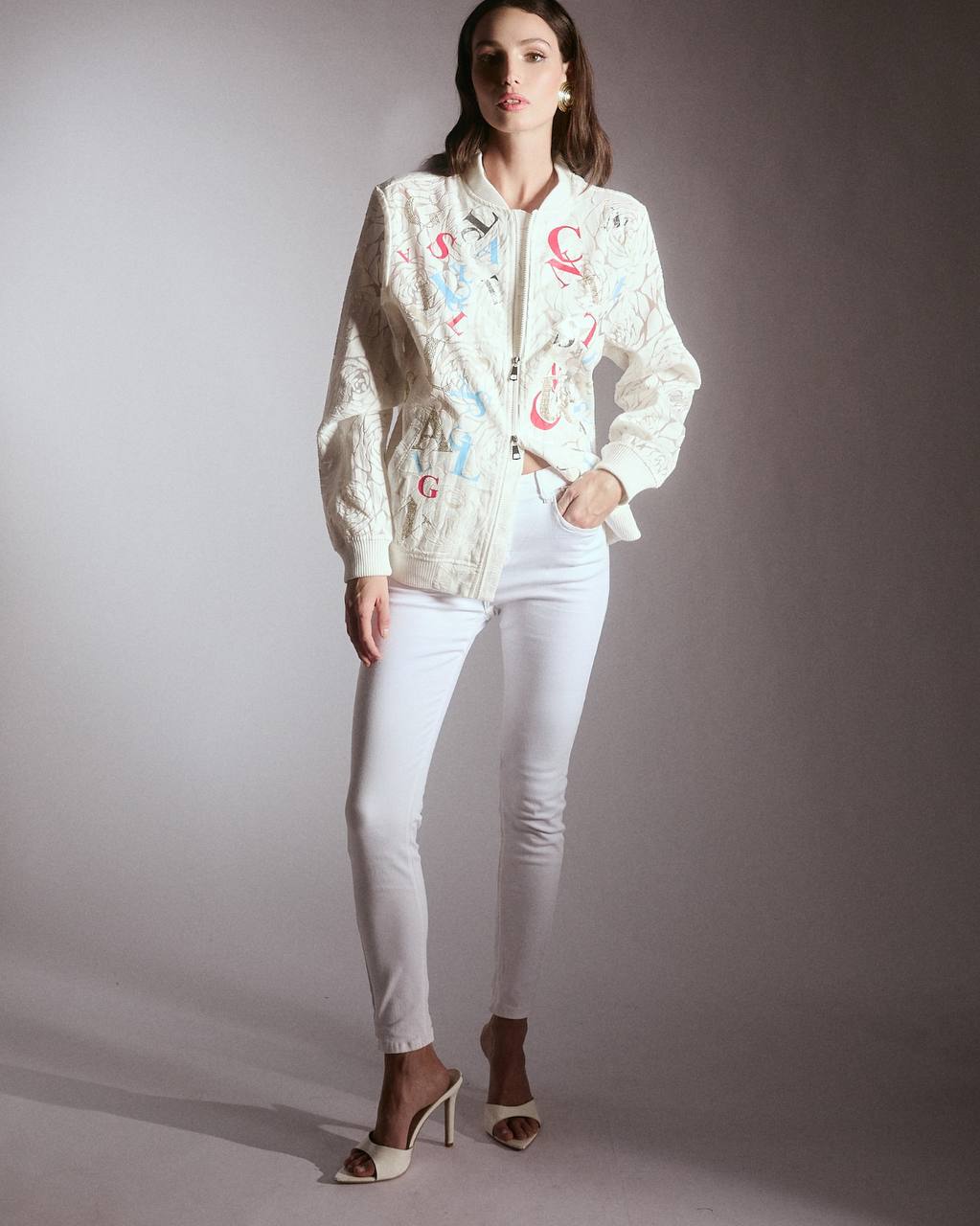 Фото Gil Santucci