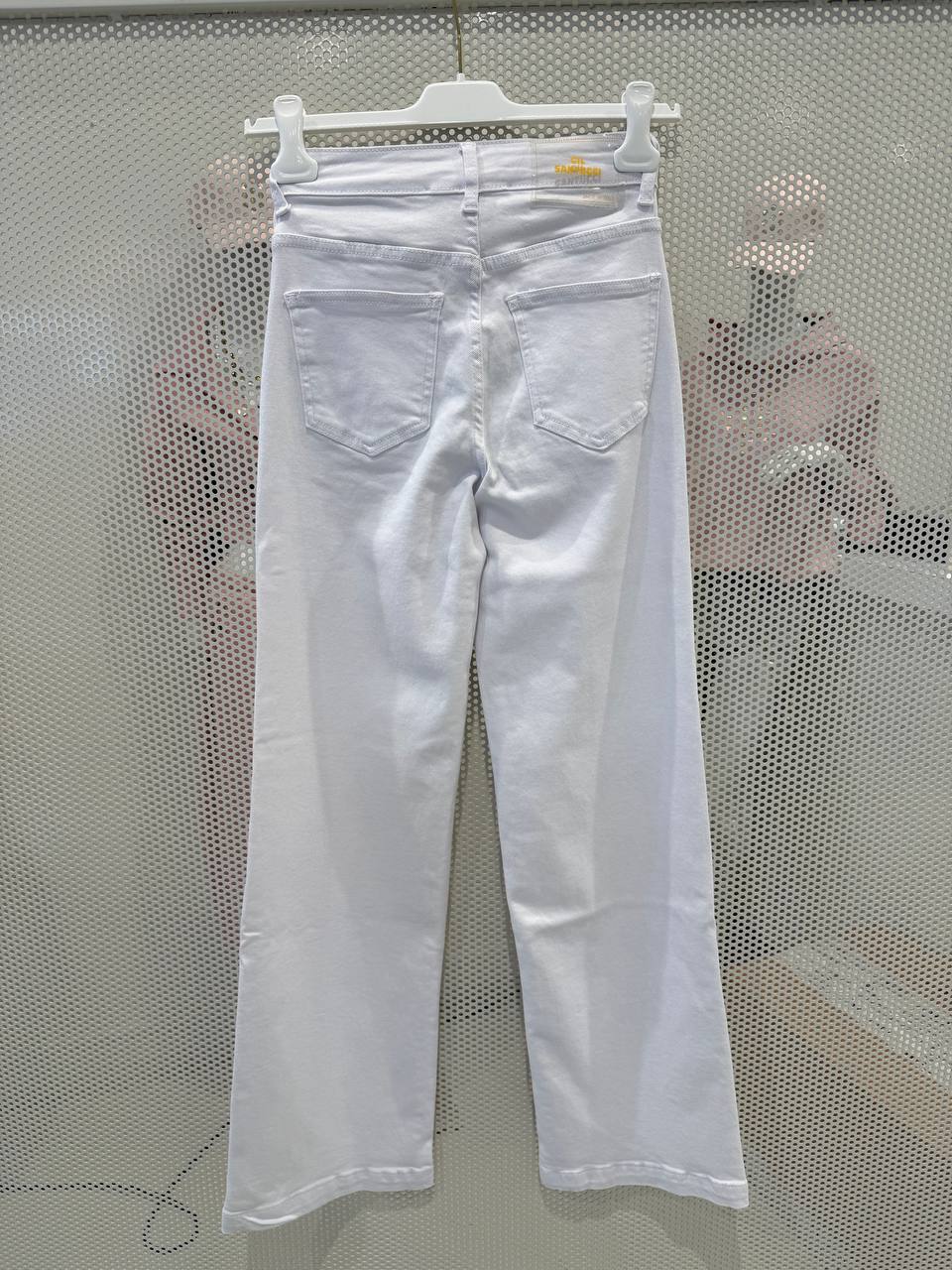 Фото Gil Santucci