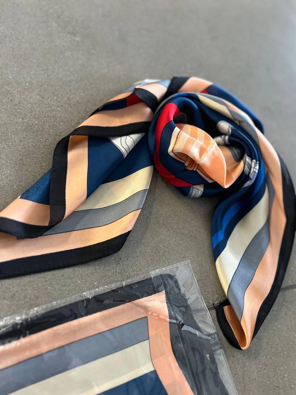 Итальянская одежда, бренд Les Bourdelles, арт. 74139595