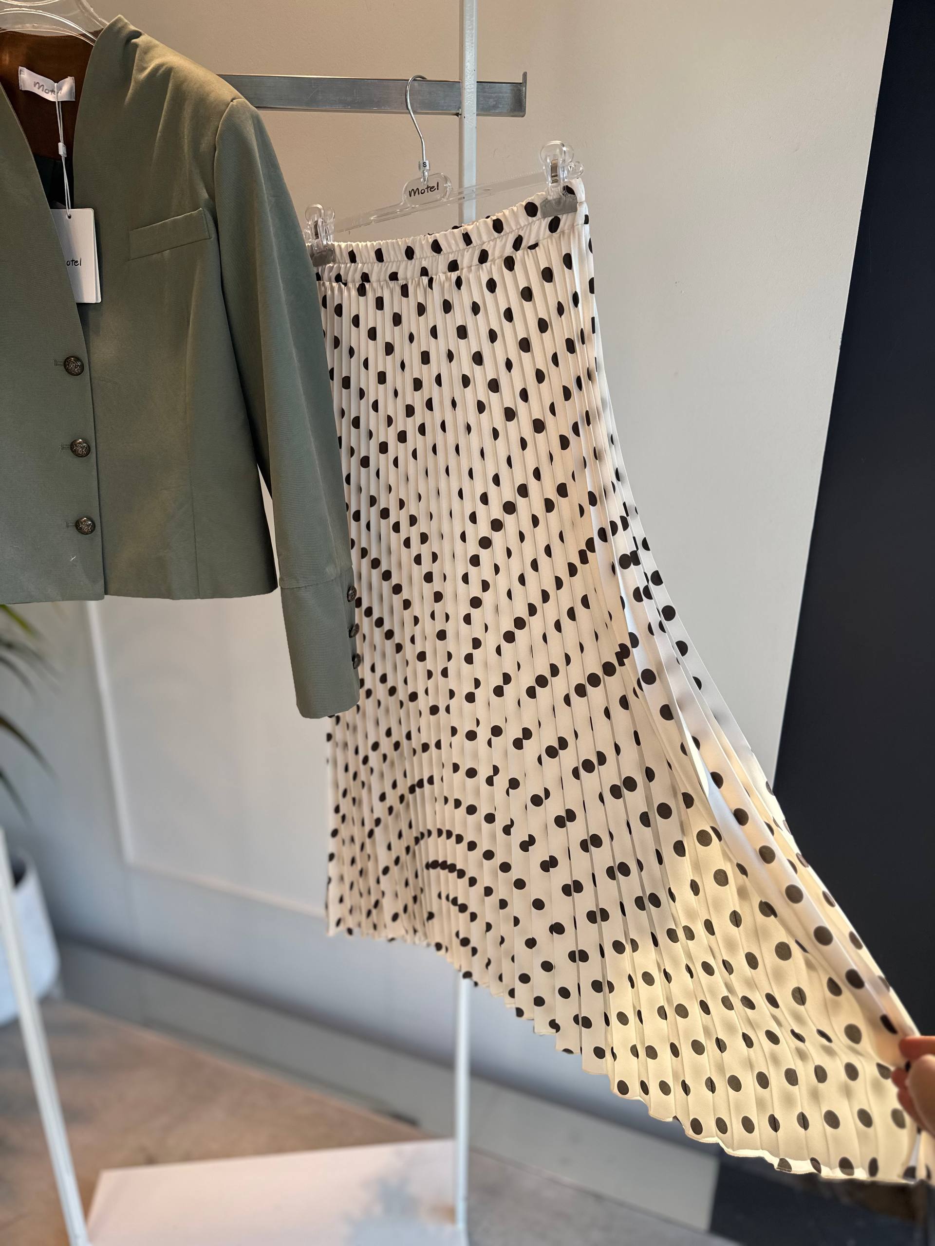 Итальянская одежда, бренд Motel, арт. 74198327