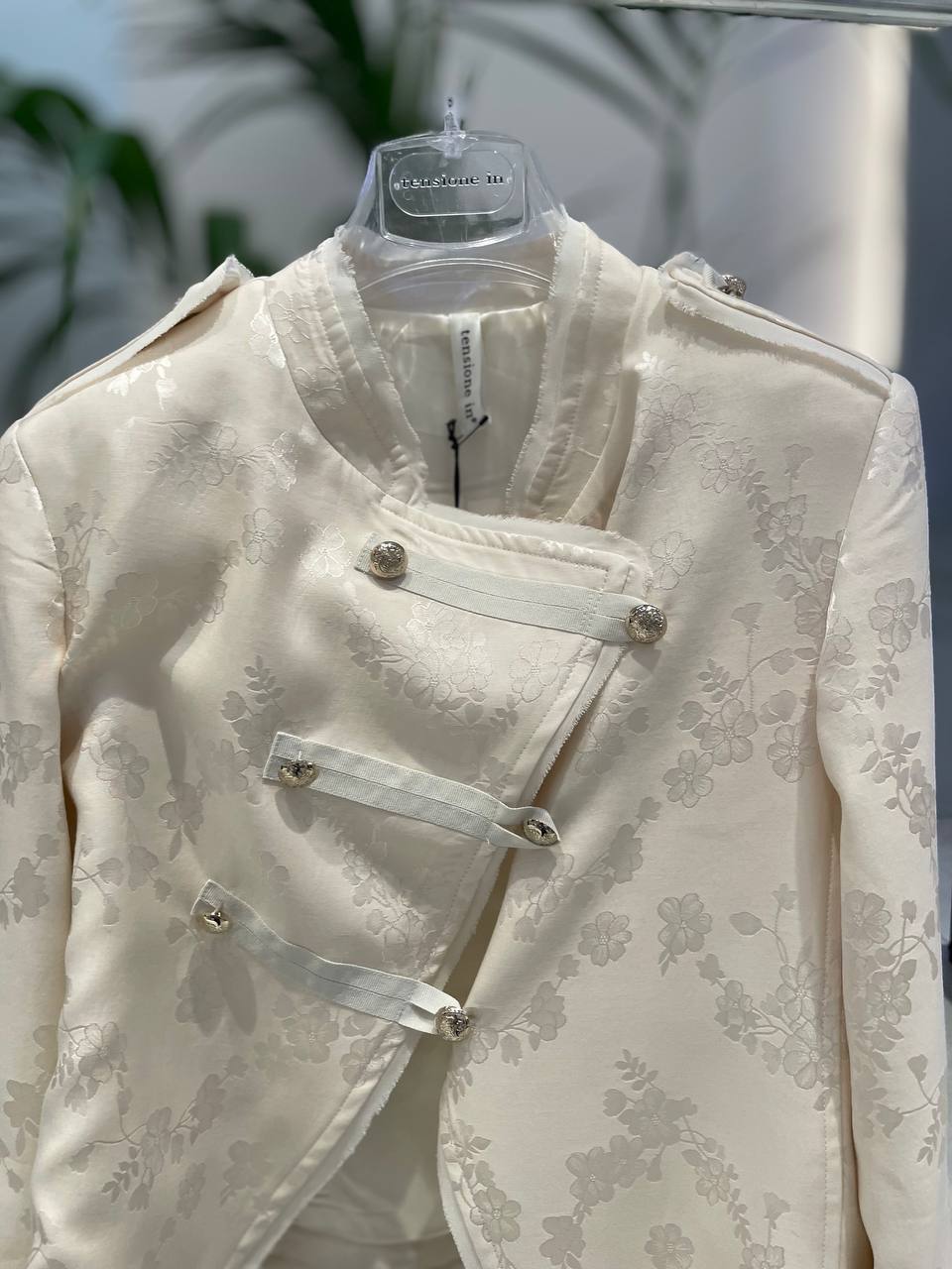 Фото Tensione in