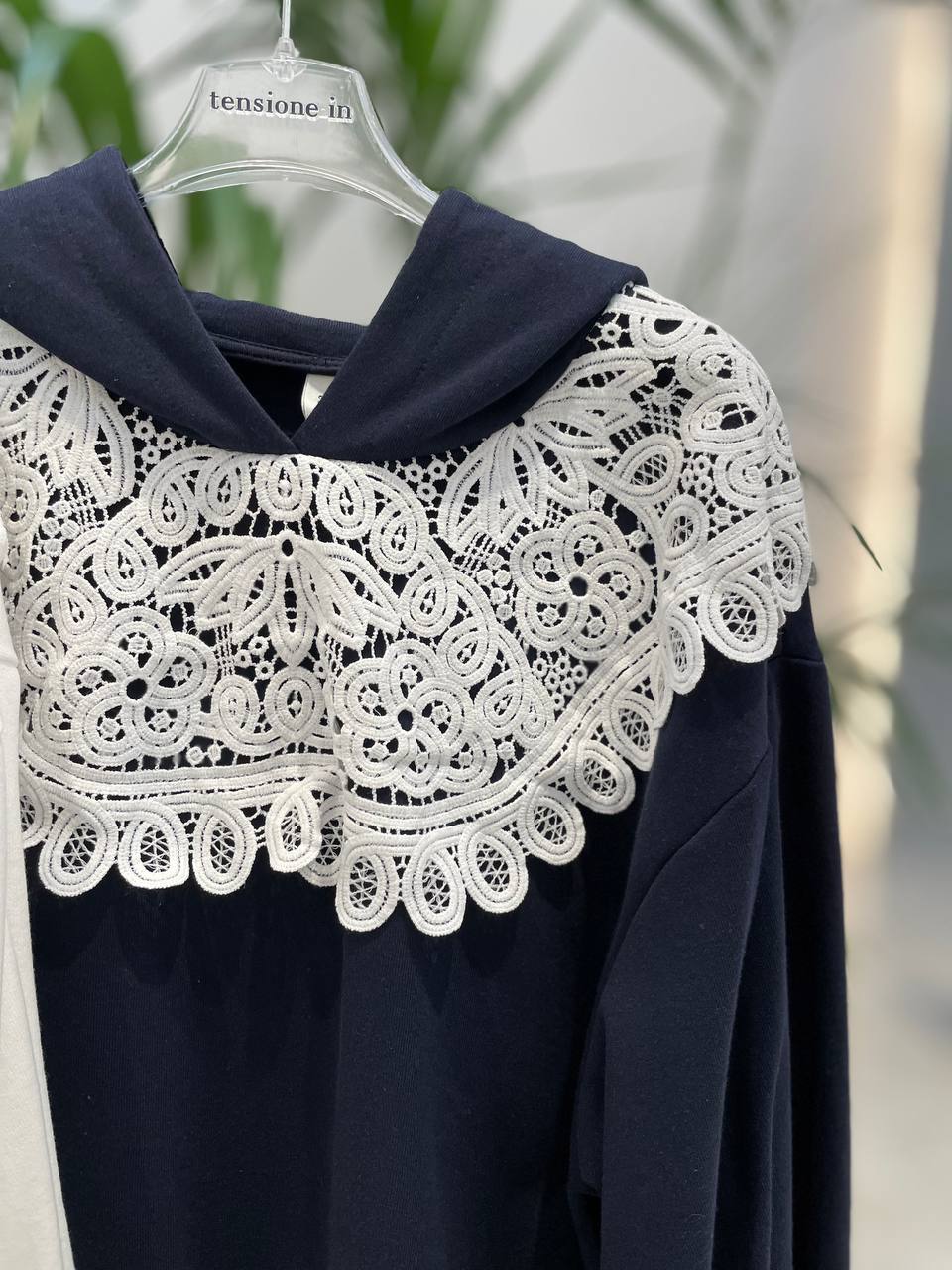 Фото Tensione in