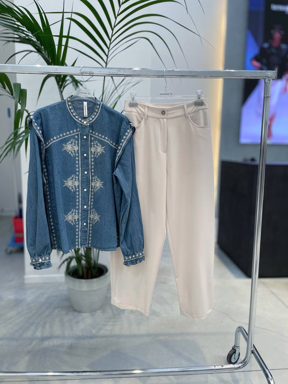 Фото Tensione in