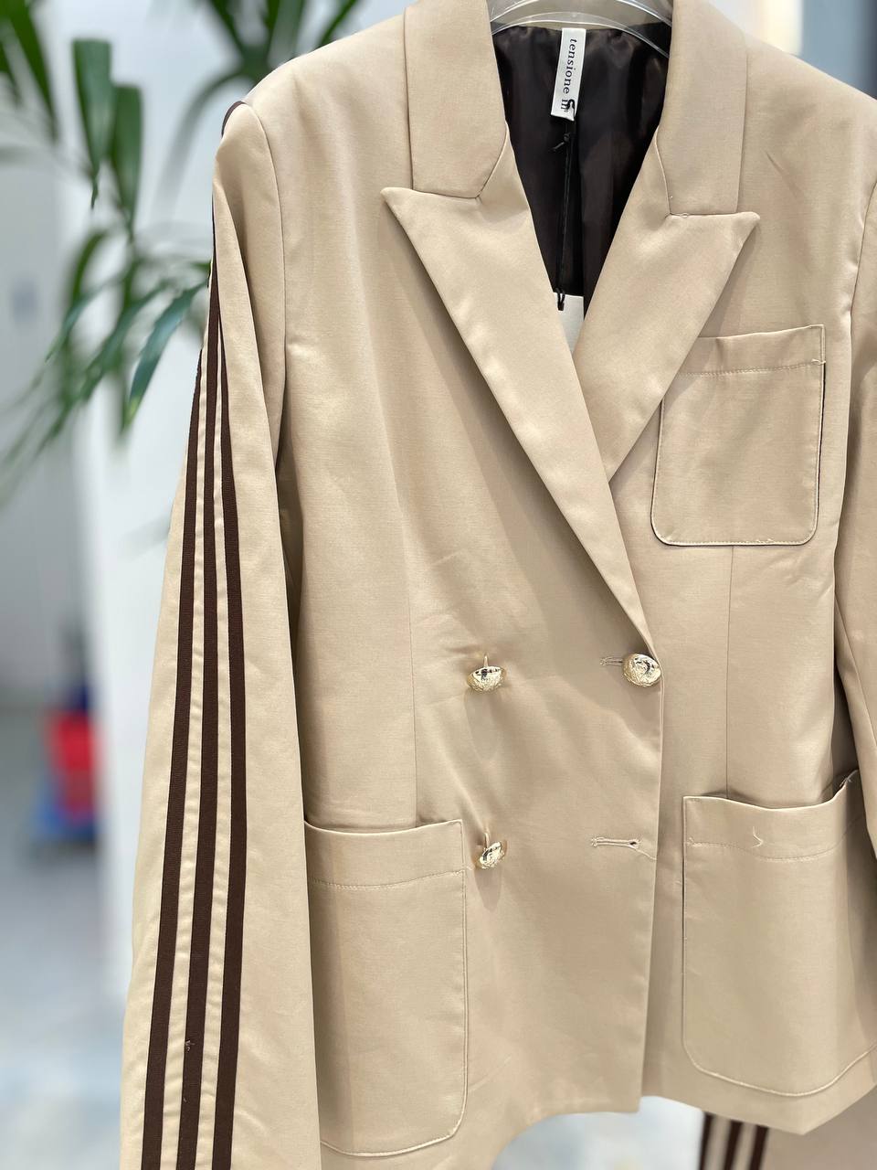 Фото Tensione in