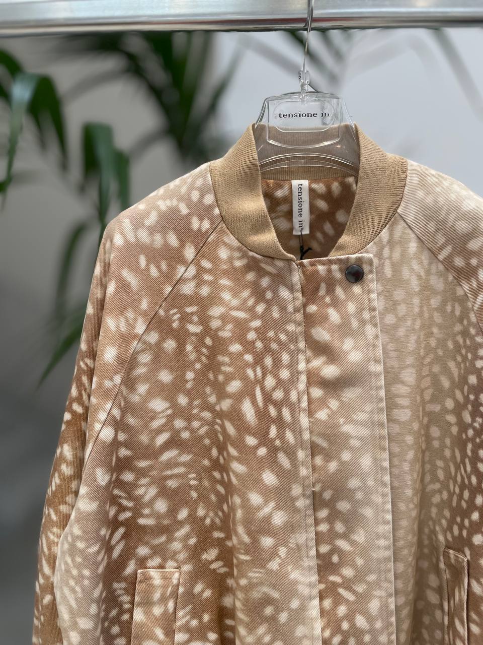 Фото Tensione in