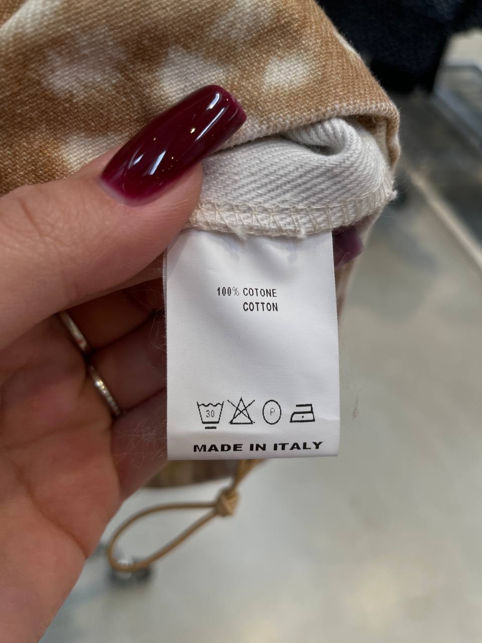 Фото Tensione in