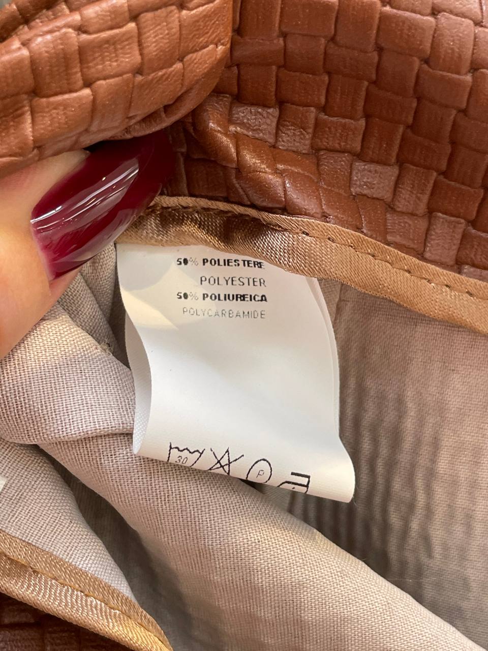 Фото Tensione in